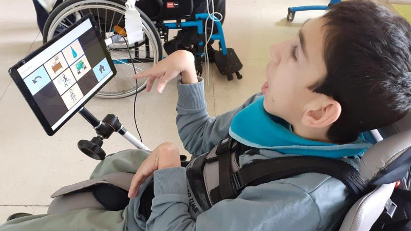 Valoración e implementación de apoyos a la comunicación en niños/as con parálisis cerebral