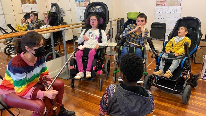 “Pon Música en tu vida”