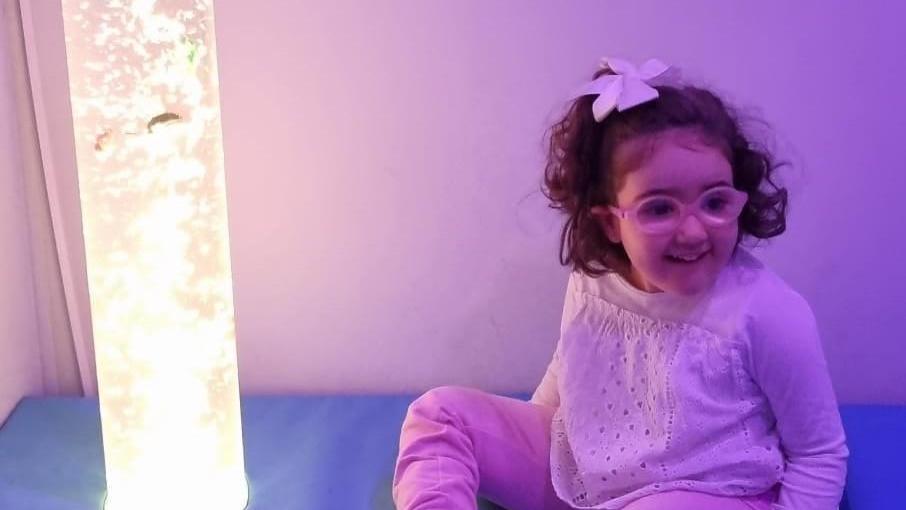 Terapia de estimulación sensorial para princesas Rett