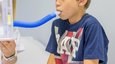 Programa de atención integral para las personas afectadas de fibrosis quística y sus familias